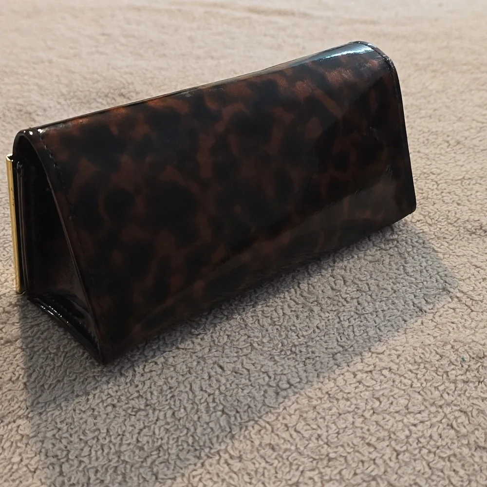 TORY BURCH|‎ Tortoise Shell Sunglasses Case​